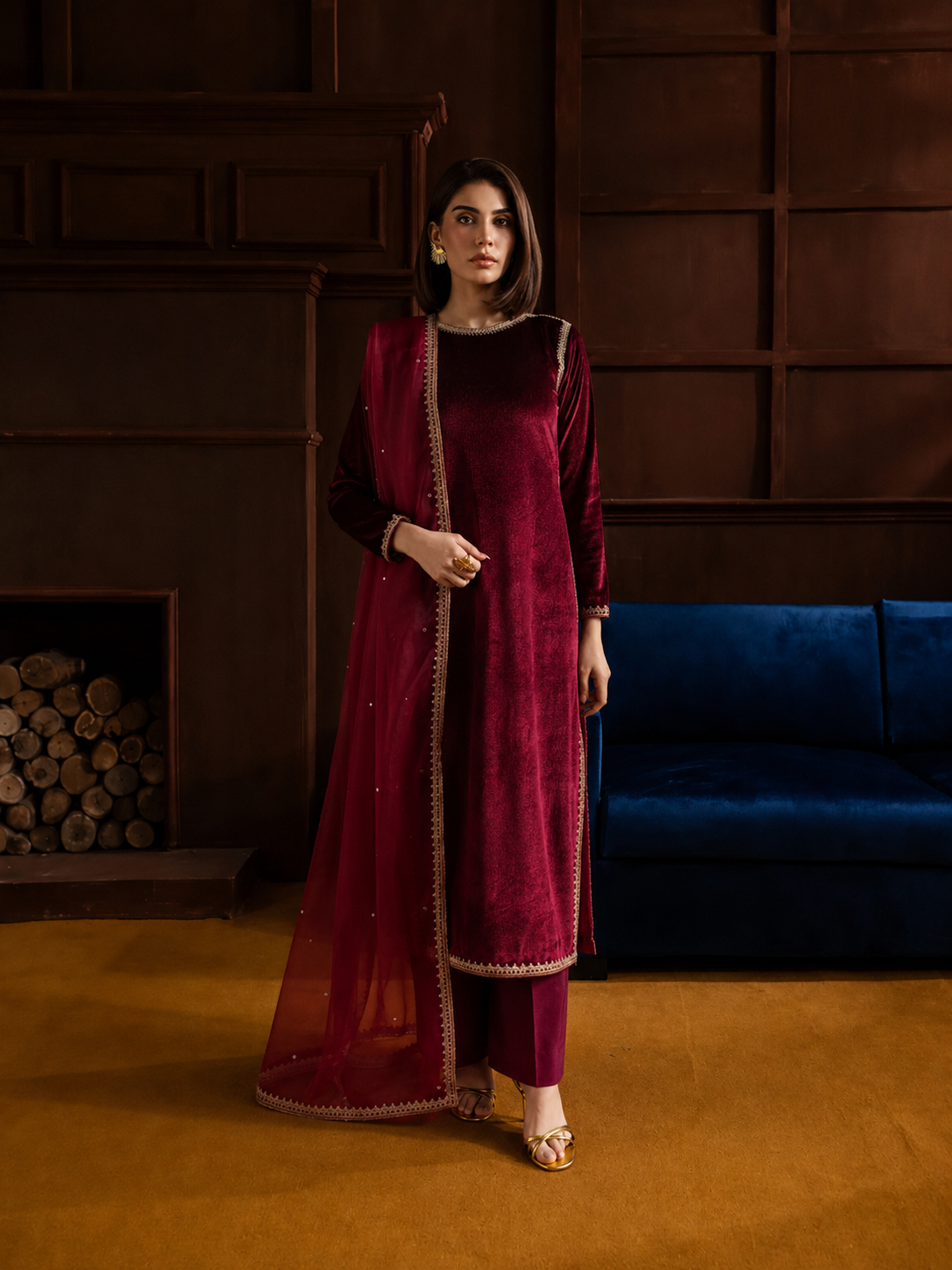 Women’s Maroon Velvet Dress (03 Piece)