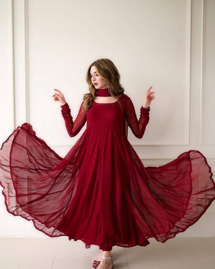 Reddish Maroon Chiffon Maxi With Duppatta